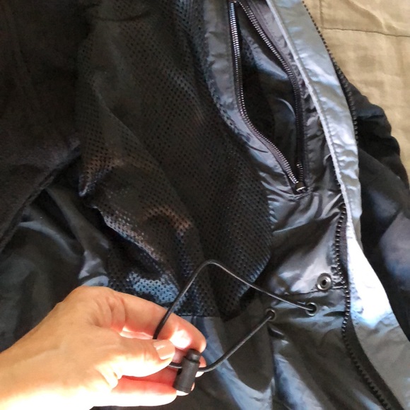 Columbia Women’s ski jacket - Picture 10 of 14